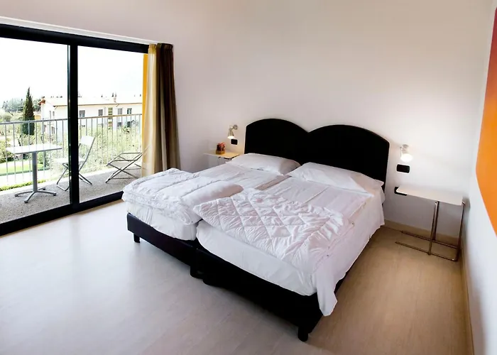 Zwei-zimmer-wohnung Mit Seeblick By Interhome Apartmán *