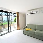 Zwei-zimmer-wohnung Mit Seeblick By Interhome *